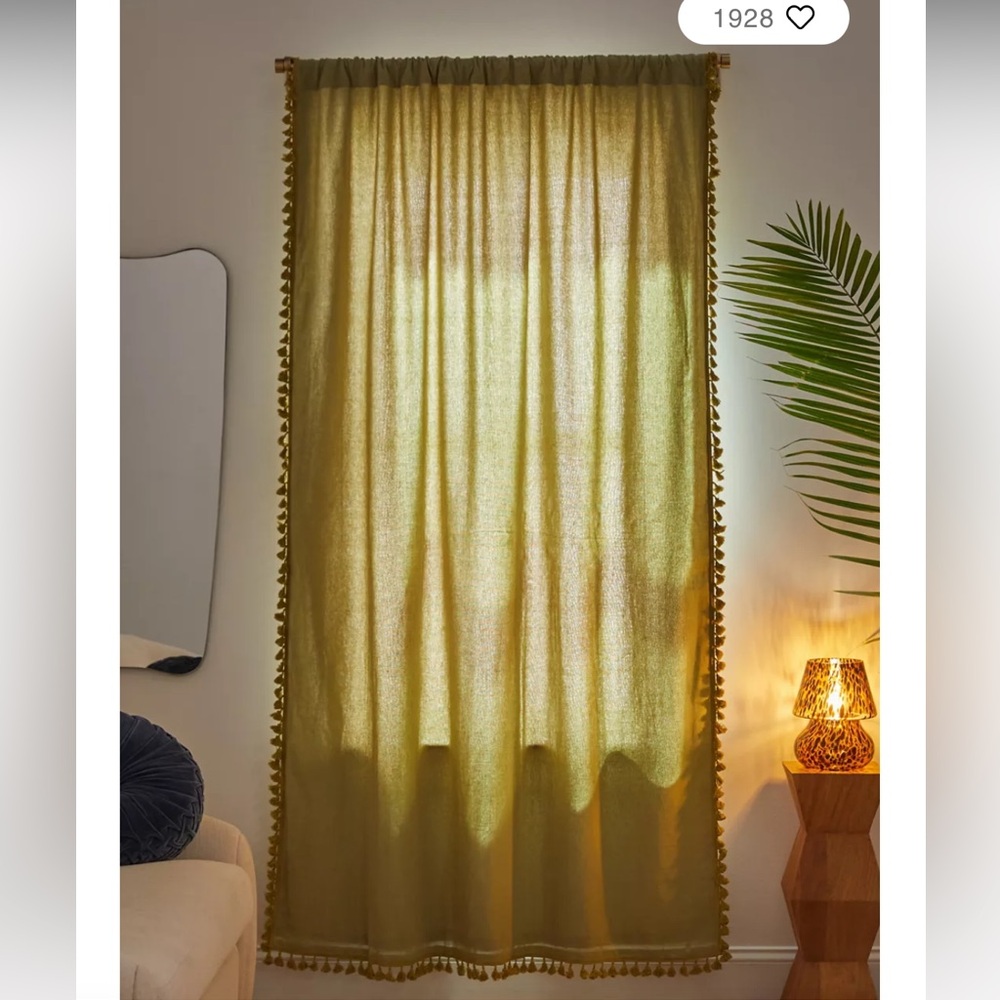 UO Green Curtains (NWT!!)